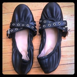 Express Flats Size 7